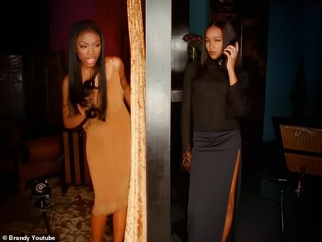 Monica shared, “We recognized that the key was to keep other people out of our relationship, both business and personal, and keep it between her and me, and that changed everything”;  Brandy and Monica seen in 1998
