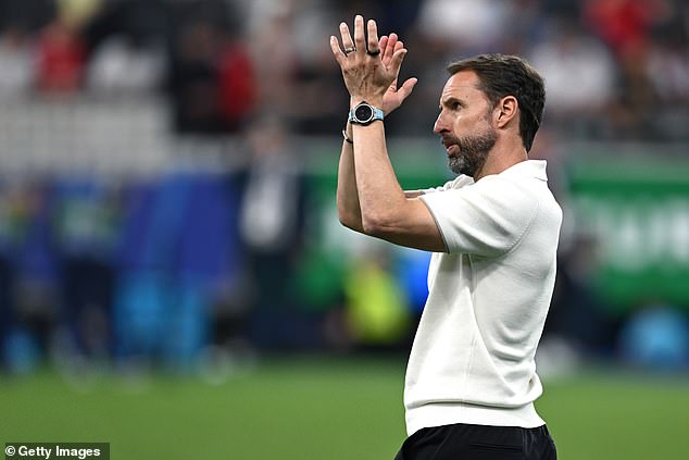 Southgate must take responsibility, but he must also not guide seniors and experienced players through the European Championship