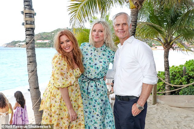 She was joined by her friend Australian journalist Laura Brown and lifestyle brand owner Malcolm Carfrae as they hung out at NAO beach in Saint Barthélemy.