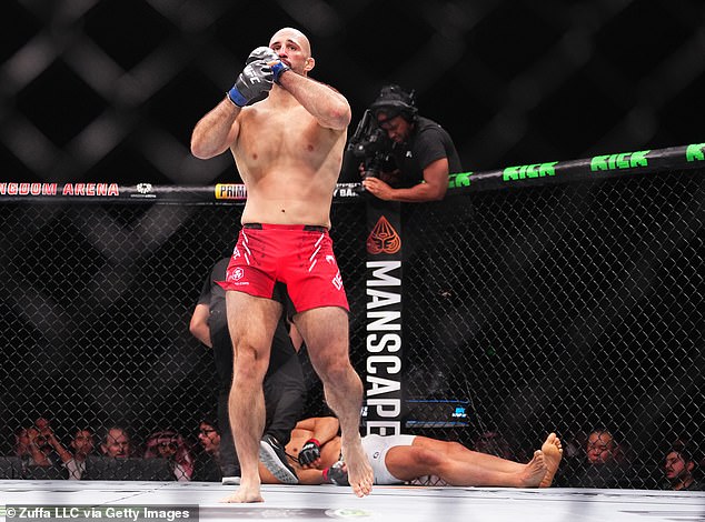 Swiss fighter Oezdemir won the opening round match at the Kingdom Arena in Riyadh