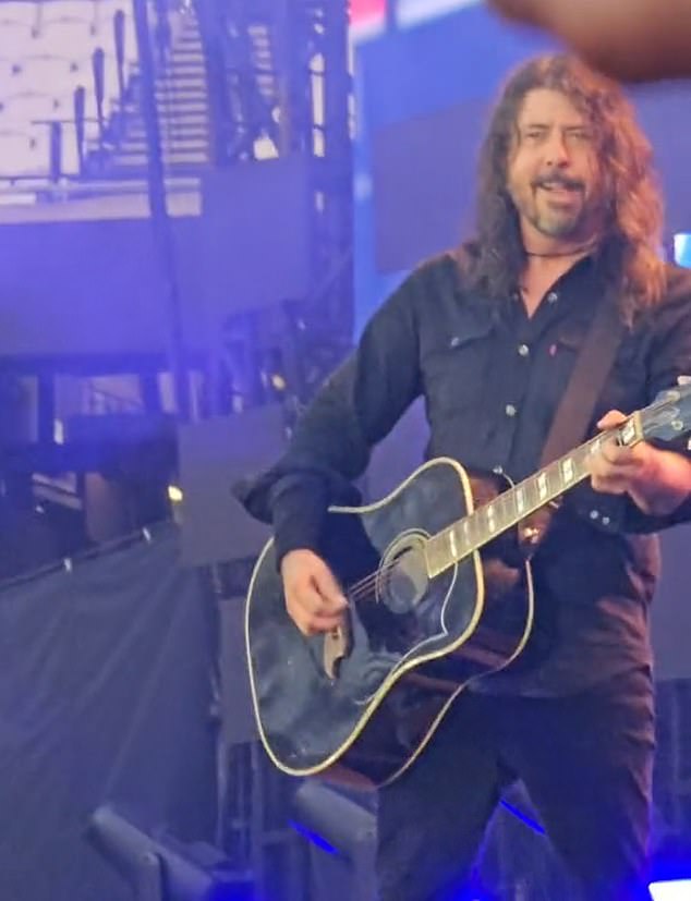 Grohl addressed his fans at the London Stadium on Saturday evening, saying they were in the right place for 