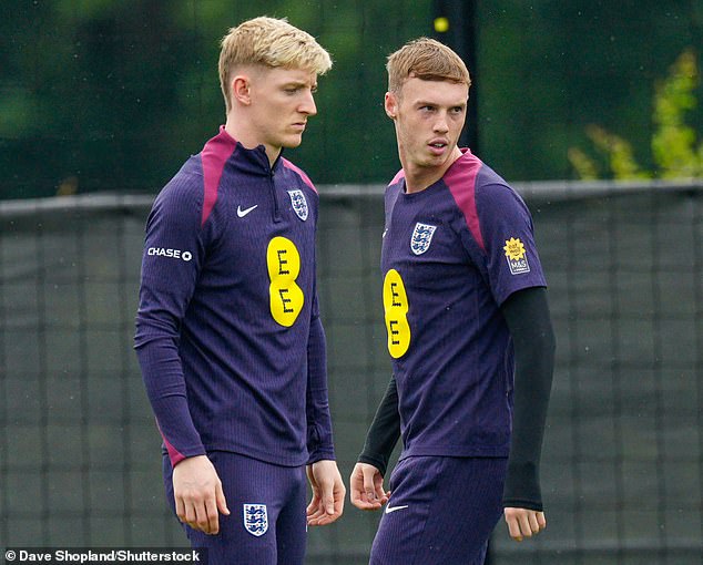 Foden staying in the squad means Anthony Gordon (left) and Cole Palmer (right) remain on the bench