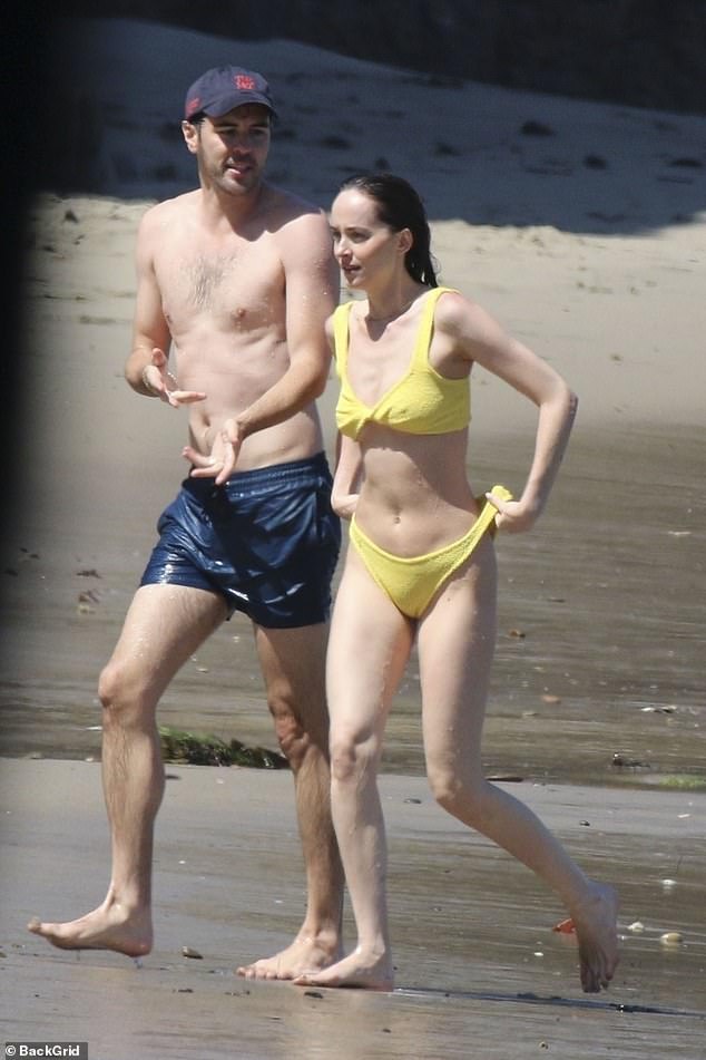 The Madame Web star rocked a fun yellow bikini