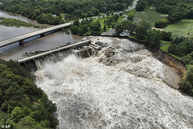 Citizens in low-lying areas of the Minnesota River Valley have been told to evacuate — as officials continue to monitor whether the 114-year-old dam will completely collapse