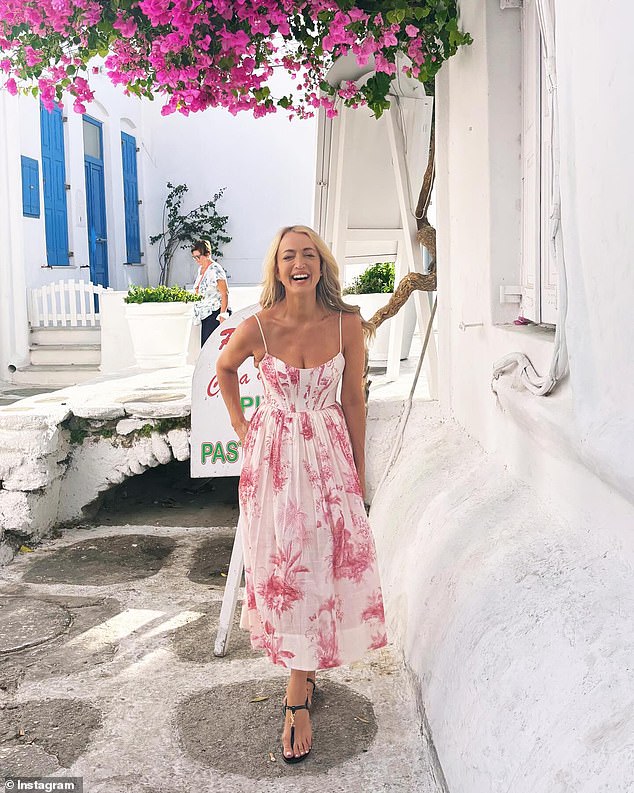 Jackie 'O' Henderson showed off her glamorous sense of style on Wednesday as she posed up a storm in Mykonos, Greece