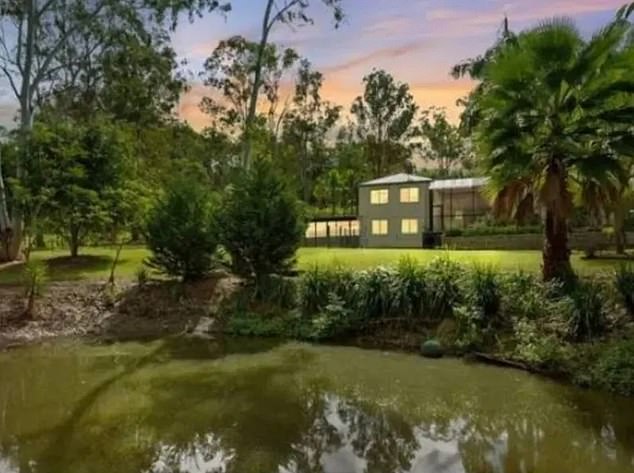 There are two separate houses where guests can stay in the property