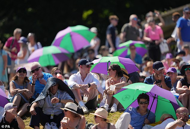 1719410302 356 Wimbledon staff admit water at bottle refill stations is undrinkable