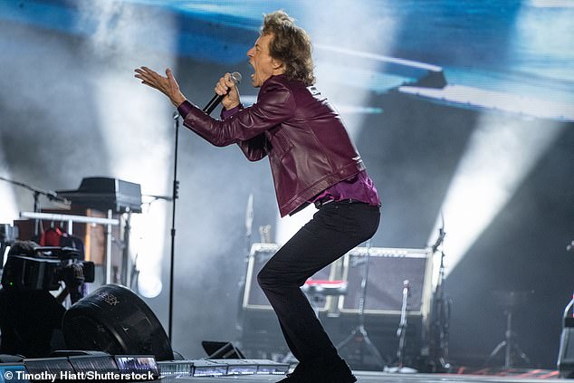 Looking in his element, the frontman demonstrated his moves and continued to get the crowd pumped up as he performed some of their most iconic tunes.
