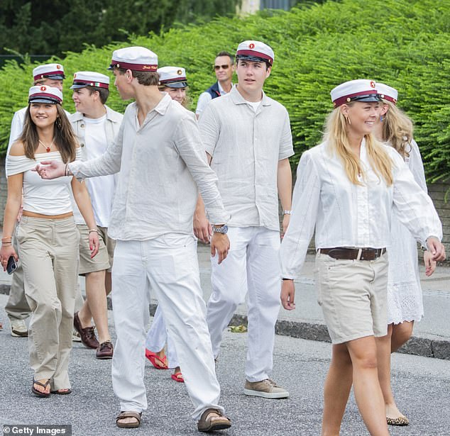 Crown Prince Christian took part in a graduation parade this afternoon, as part of Danish tradition