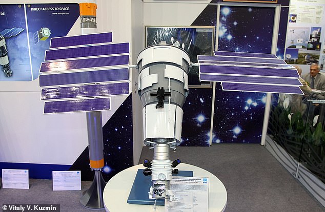 Resurs-P1 was a Russian satellite launched into space in June 2013 by the Russian space agency Roscosmos. The photo shows a scaled-down model of Resurs-P1