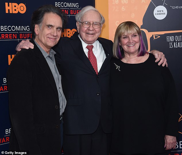 “I feel very, very good about the values ​​of my three children, and I have 100 percent confidence in how they will execute,” Buffet said proudly.