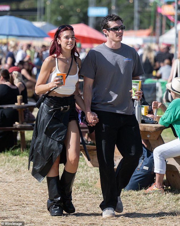 The singer celebrated her headline success with her actor boyfriend Callum Turner, 34, at an exclusive bar on the Worthy Farm festival site