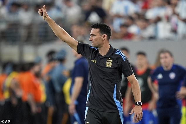 Argentina's Lionel Scaloni also complained about the surface played on during the Copa America