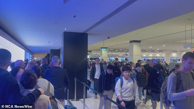 A nationwide technical issue with immigration e-gates caused major delays at Sydney International Airport.  Image: supplied
