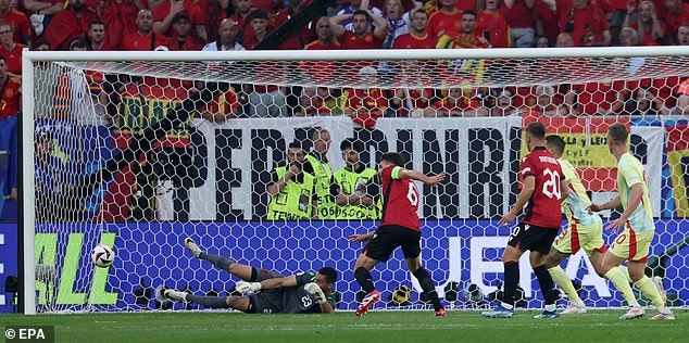 Ferran Torres put Spain on their way to victory with a low goal in the 13th minute