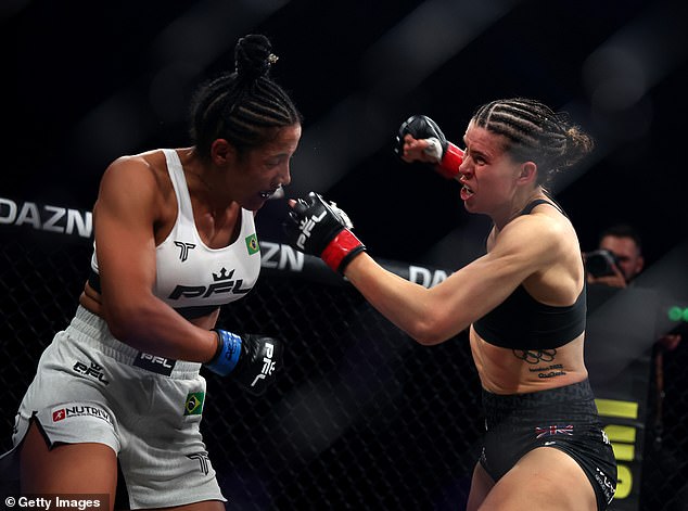 Savannah Marshall (right) scored a dominant first-round victory in her MMA debut in Newcastle on Saturday