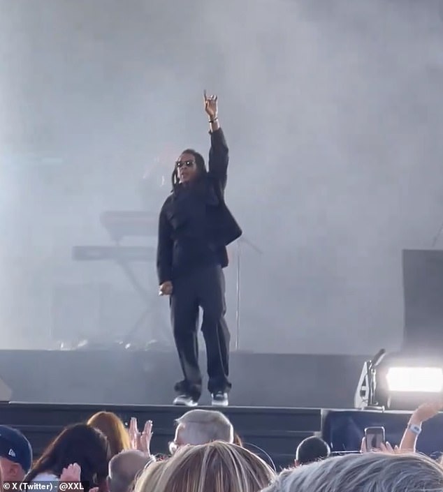 Jay-Z made a surprise appearance with his hit 'Public Service Announcement'