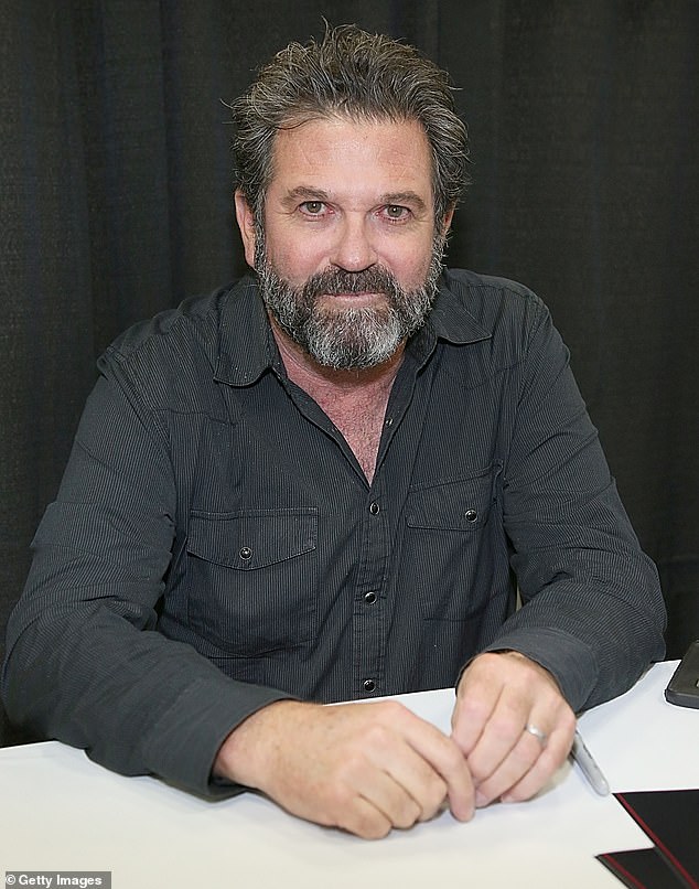 Anderson poses between fan encounters at the 2015 Alamo City Comic Con in Texas