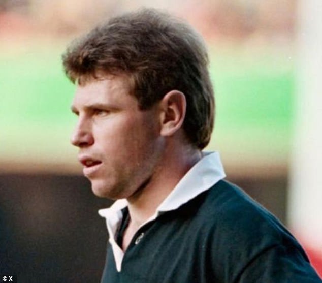 Former All Blacks star Shayne Philpott has died in New Zealand after a mysterious 'medical event'