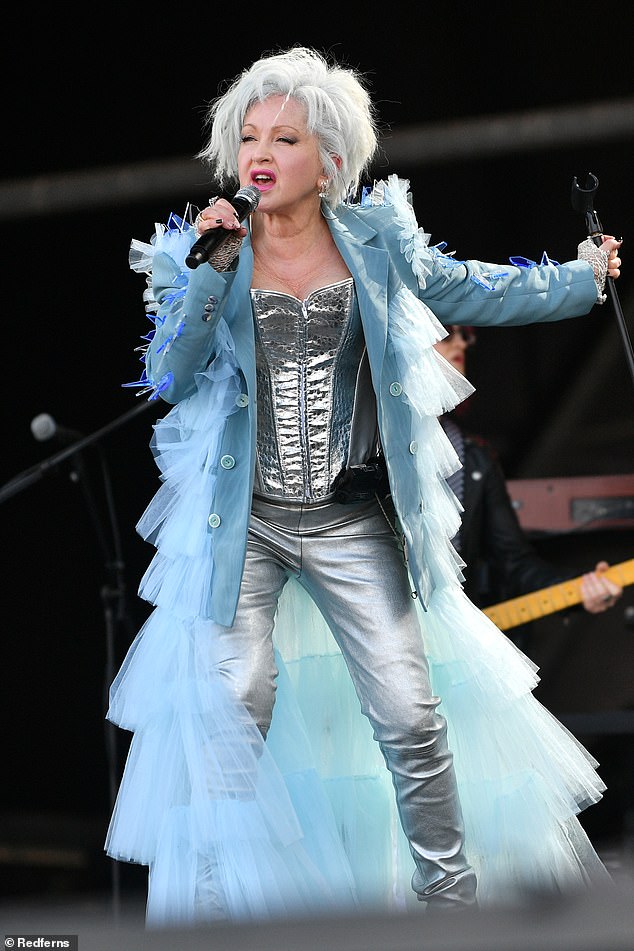 Cyndi Lauper's performance at Glastonbury on Saturday was criticized after major sound problems disrupted the set