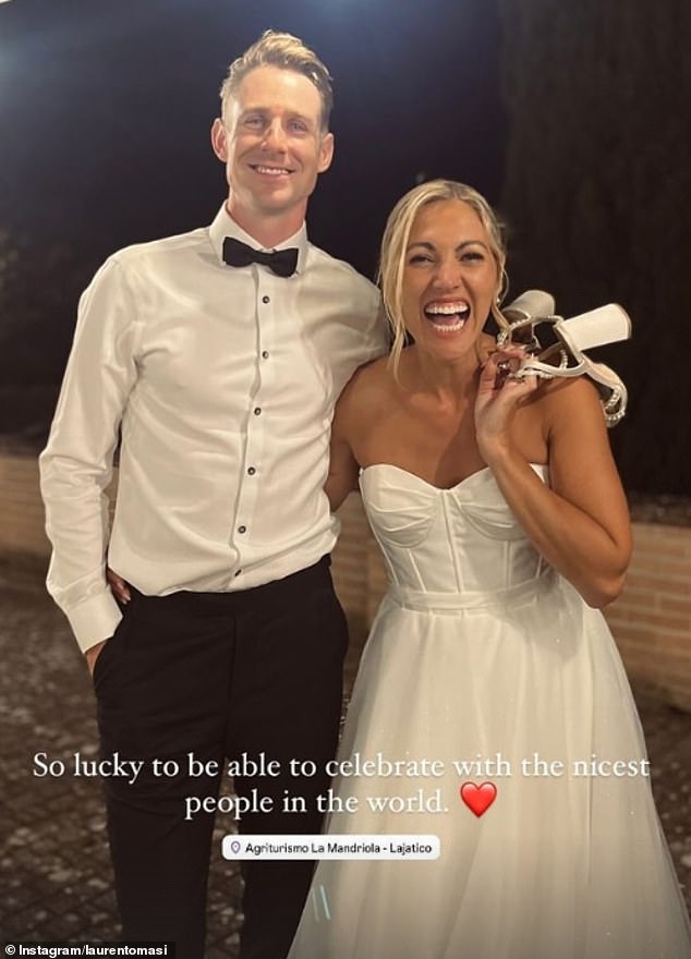 Channel Nine's US correspondent Lauren Tomasi married Olympic skier Rohan Chapman-Davies in a lavish wedding in Tuscany, Italy this weekend