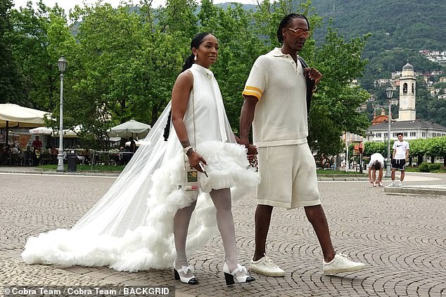 Rajon Rondo and his wife, Latoia Fitzgerald, are seen celebrating their wedding in Italy