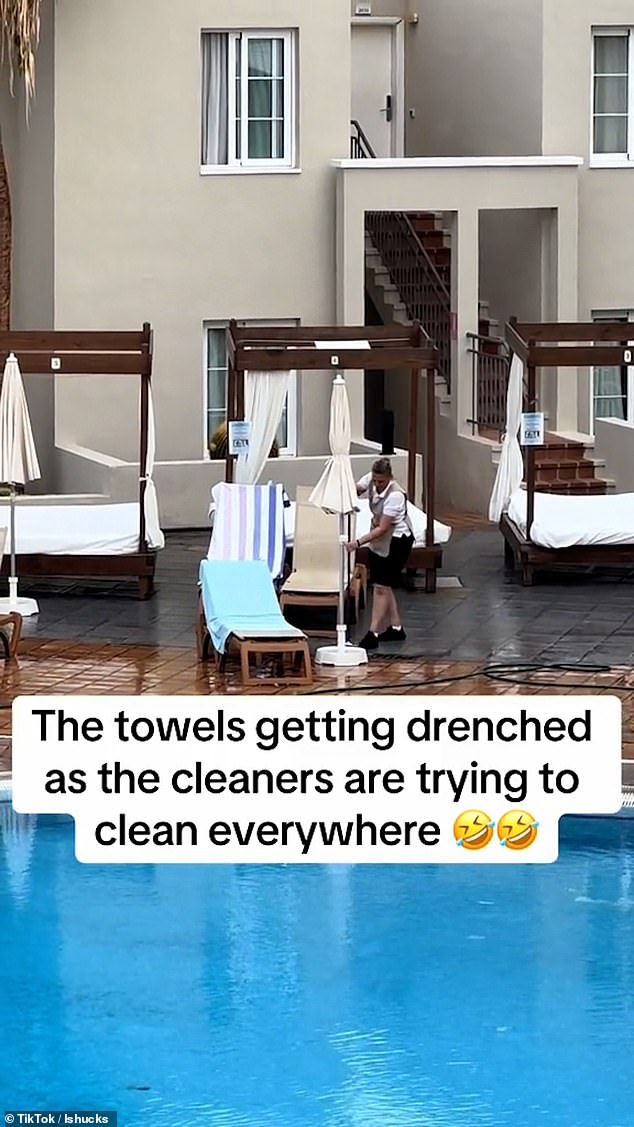 Holidaymakers trying to get a sunbed got a dose of karma when they saw their towels soaked by cleaners at a Tenerife hotel