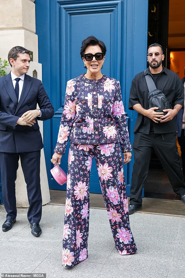 Kris Jenner was in full glam to leave her hotel on Tuesday and attend the first day of Paris Fashion Week: Menswear Spring/Summer 2025 in France