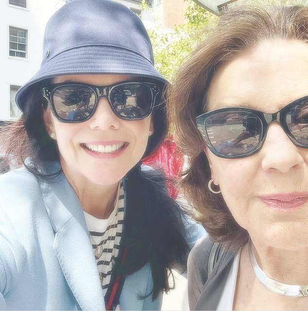 On Friday, Gilmore Girls star Lauren Graham shared a photo on her Instagram — featuring her former co-star Kelly Bishop