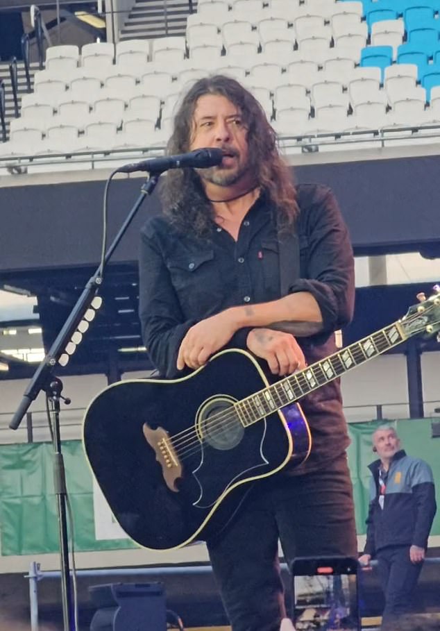 Foo Fighters frontman Dave Grohl blasted Taylor Swift's Eras Tour last night while on stage in London
