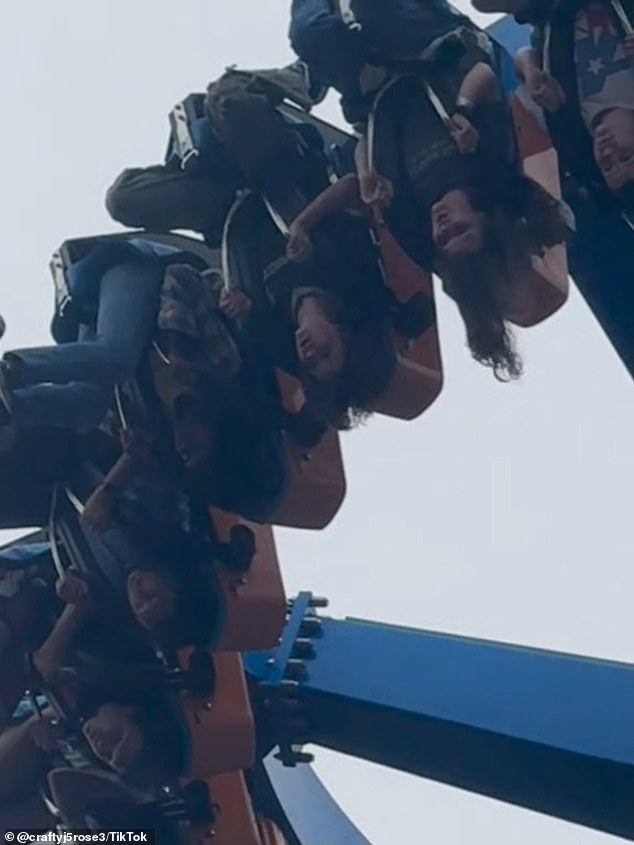 28 people were left upside down for more than 20 minutes after an amusement park ride in Oregon malfunctioned