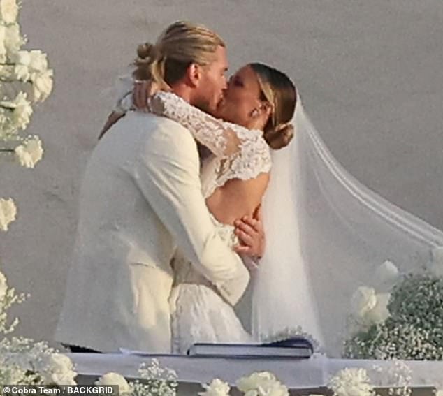 Newcastle United's Loris Karius tied the knot with Italian sports presenter Diletta Leotta on Saturday as the couple shared a kiss during the sweet ceremony in Vulcano Island Sicily