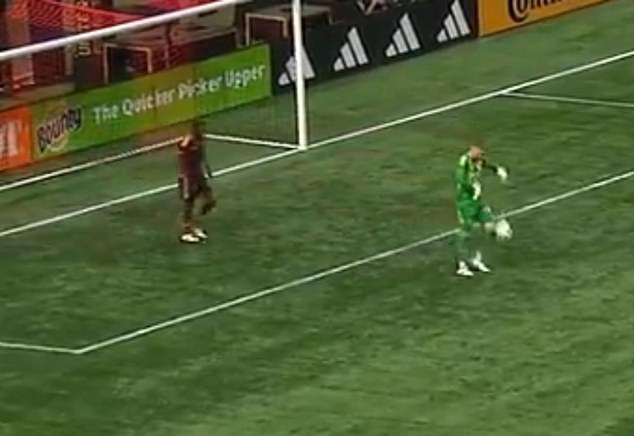 Atlanta United's Jamal Thaire (L) sneaked past Toronto's keeper to score a late goal