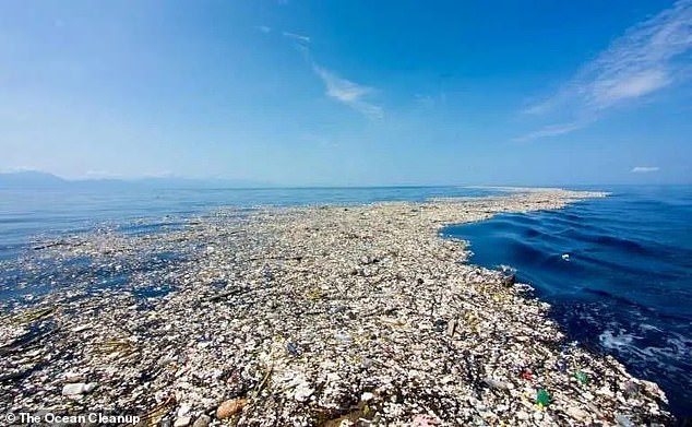 Shocking drone footage has revealed the world's largest rubbish dump from above: 100,000 tonnes of waste.  As much as 80 percent of the waste consists of discarded fishing equipment from developed countries – mainly China, Korea, Japan and the US.