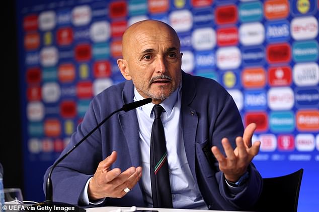 Luciano Spalletti lashed out at a journalist after Italy's final group match against Croatia