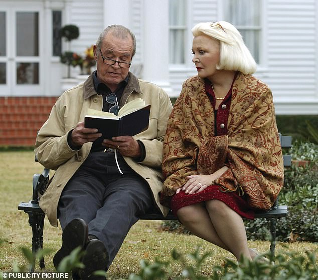 Sparks revealed that Noah and Allie's story was based on a real-life couple.  Pictured here are James Garner and Gena Rowlands in the 2004 film