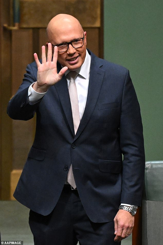 The latest Newspoll, conducted by The Australian, shows the Coalition primary vote rose by two points to 39 percent, while support for Labor fell to 33 percent.