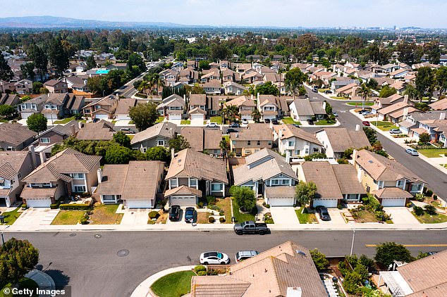 Experts warned against buying in California due to skyrocketing real estate prices