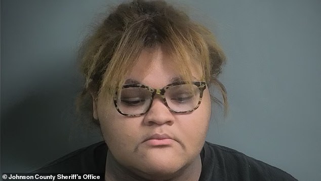 Sumaya Thomas, 18, took 'ghosting' her date to the next level by calling 911 while he was at her door, falsely reporting that he was threatening her