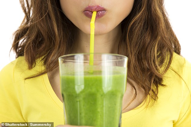 Consuming lettuce juice for two weeks was found to reduce gum inflammation and increase the number of healthy bacteria in patients with gum disease