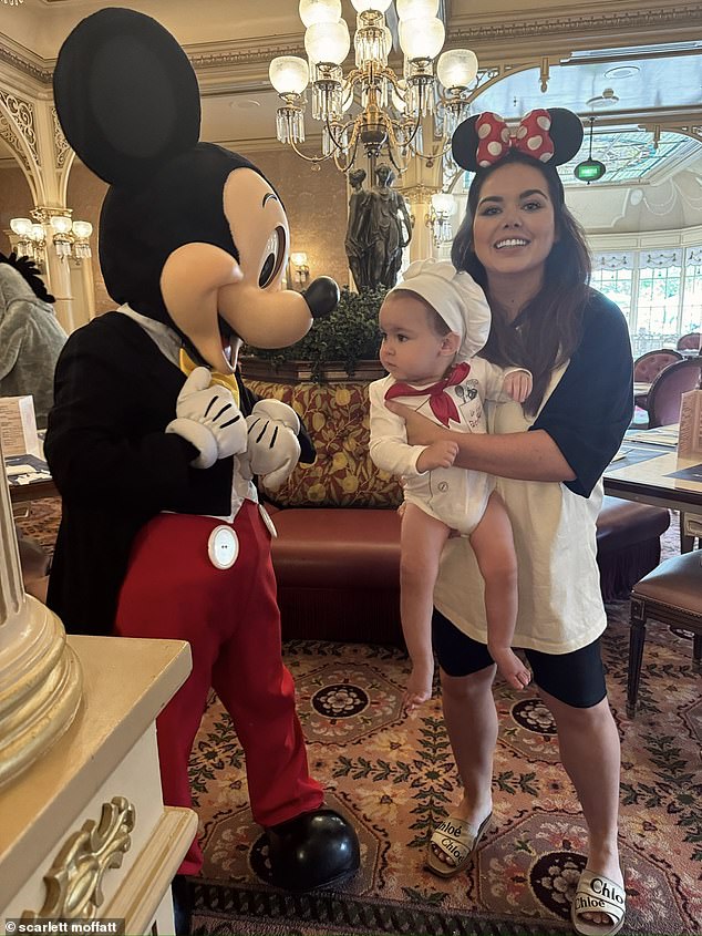 In one photo, Jude was cutely dressed as a chef representing the movie Ratatouille when he met Mickey Mouse