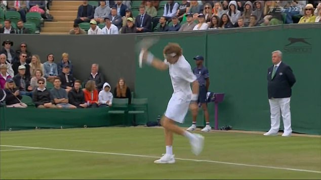 1719937342 384 Andrey Rublev hits himself SEVEN times with his racquet in