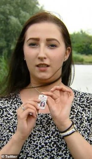 Beek is pictured here in 2017 with her Do Not Resuscitate badge that she chose herself