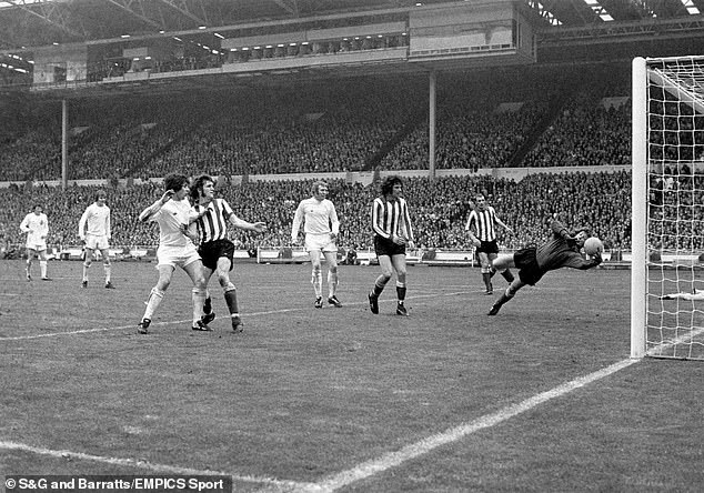 Jim Montgomery made an incredible double save against Leeds in the 1973 FA Cup Final