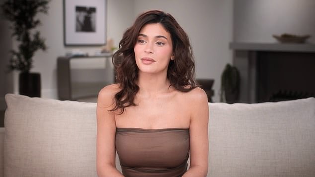 Kylie confesses: 'I tried to get another flight, but I think all flights have problems, delays and get cancelled because there's a storm coming'