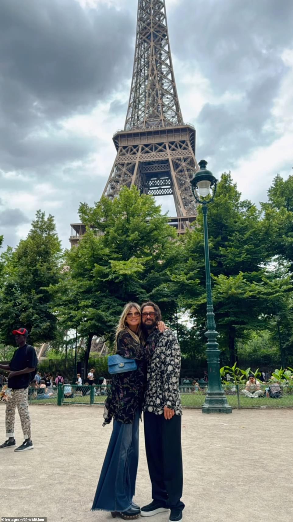 Heidi Klum is in Paris with her 34-year-old husband Tom Kaulitz of the band Tokio Hotel; they married in 2019