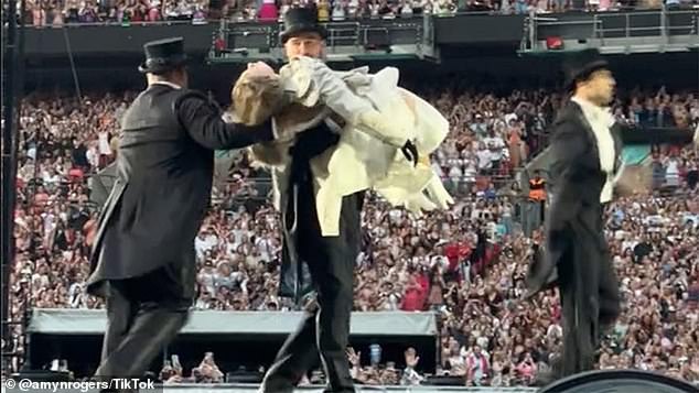 At one point he even carried his girlfriend across the stage in front of 90,000 adoring fans