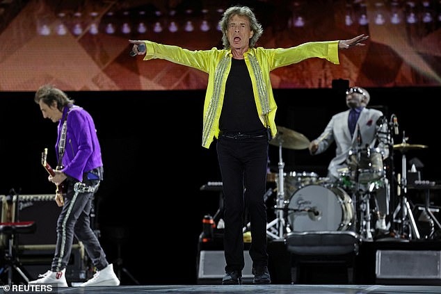 The 80-year-old frontman proved he hasn't aged a day as he delivered a high-energy performance wearing a striking, bejeweled yellow jacket