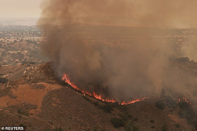 The fire, which is located in Los Olivos, is creeping closer to the late pop legend's estate (the Lake Fire that was seen on Saturday)