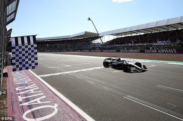 Hamilton crossed the finish line with a lead of 1.465 seconds over his nearest rival, Max Verstappen